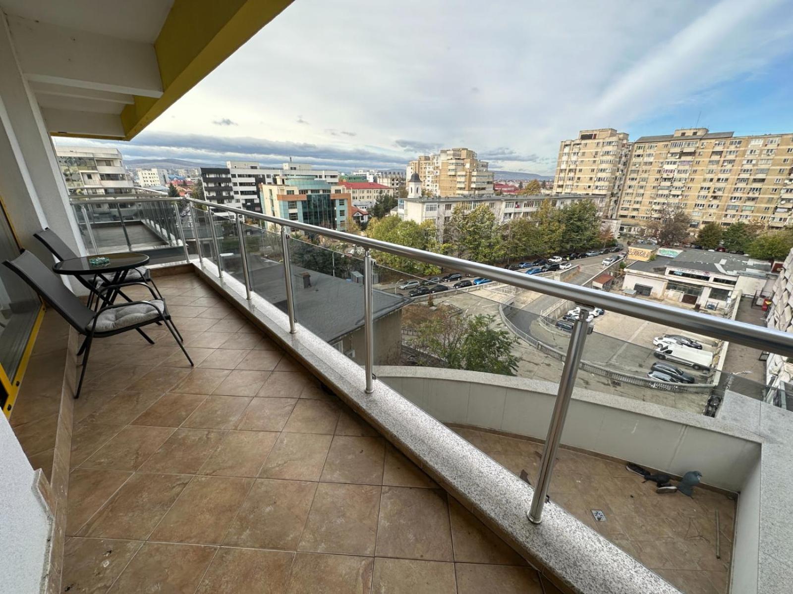 Downtown "Rendez-Vous" Luxury Apartment Bacău Exterior photo